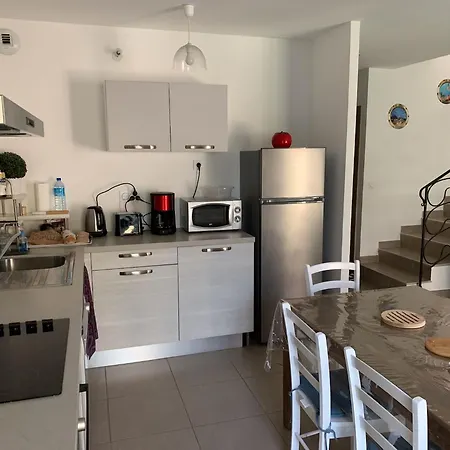 Bord De Mer, Commerces Riviere 15mn Semesterbostad
