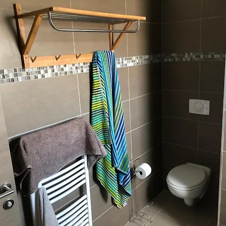 1 Minute Du Bord De Jardin Clim Wifi Holiday home *